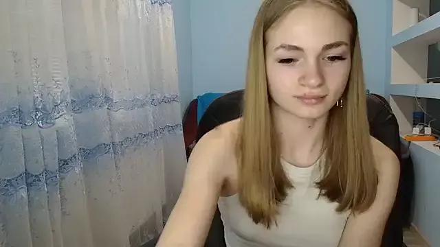 Pussyya777 from StripChat