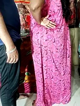 Pyasi-bhabhi from StripChat is Freechat