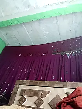 QRESABABY from StripChat is Freechat