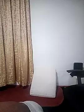 queemking from StripChat is Freechat