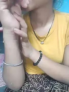 Queen-girs from StripChat is Freechat