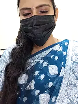 Queen-Neha on StripChat 