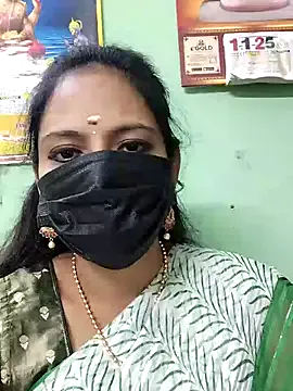 Queen-Neha on StripChat 