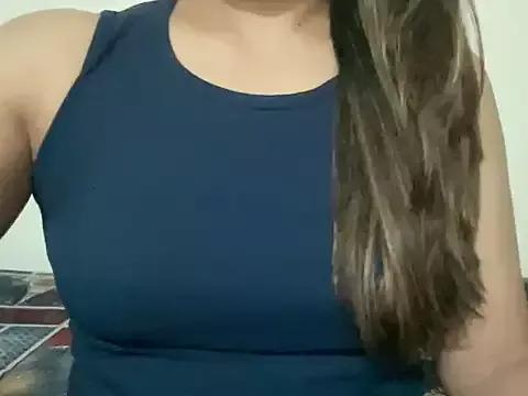 Queen-of-hearts55 from StripChat is Freechat