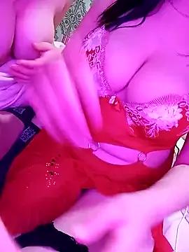 Queen-Walae from StripChat
