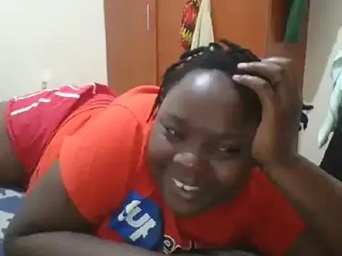 queen-zara from StripChat
