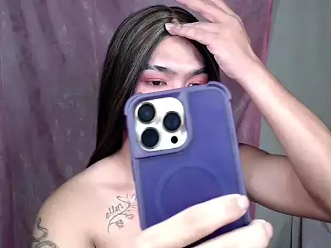Queen_alena from StripChat is Freechat