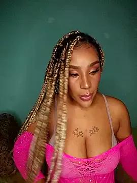 Queen_Amara from StripChat is Freechat