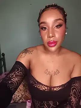 Queen_Amara from StripChat is Freechat