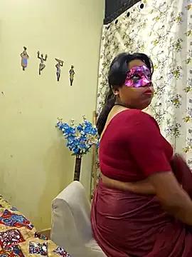 Queen_Anushka69 from StripChat