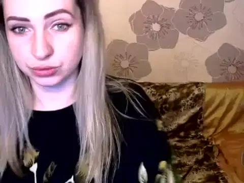 Queen_Daenerys from StripChat