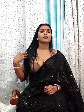 Queen_Doll from StripChat