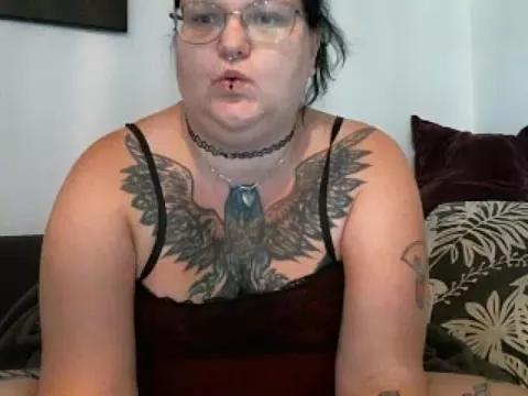 queen_forsaken from StripChat