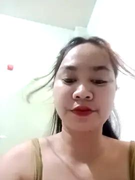 Queen_Marie from StripChat is Freechat