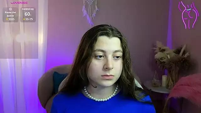 Try our streaming cams variety and talk on a personal level with our adorable girls streamers, showing off their bountiful shapes and dildos.