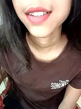 Queen_Pooja7 from StripChat is Freechat