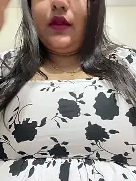 queen_sakhi24 from StripChat