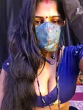QUEEN_SANJANA from StripChat