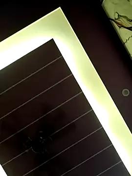 Queen_shakhi from StripChat is Freechat