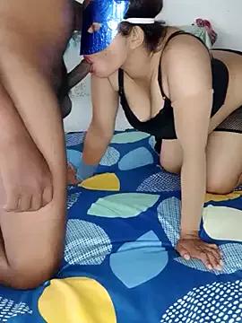 Queen_Taniya from StripChat