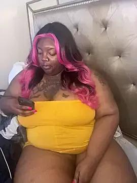 QueenJaya_876 from StripChat