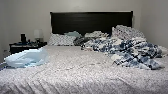 QueenLolaX on StripChat 