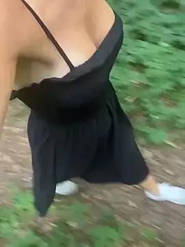 QueenMelissa80 from StripChat