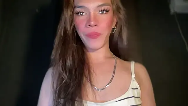 Queenn_xx on StripChat 