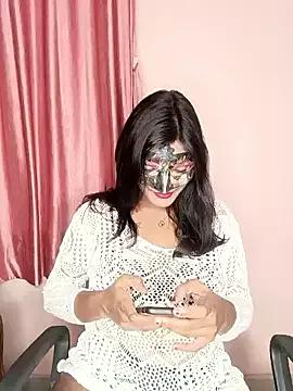 queenniharikaa from StripChat