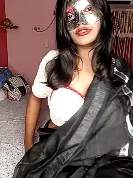 queenniharikaa from StripChat