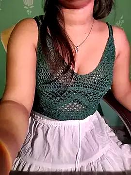 QueenOfHeart_07 from StripChat