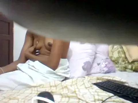Queens_darling from StripChat