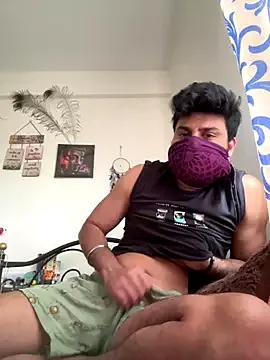 Queenslayers05 from StripChat is Freechat