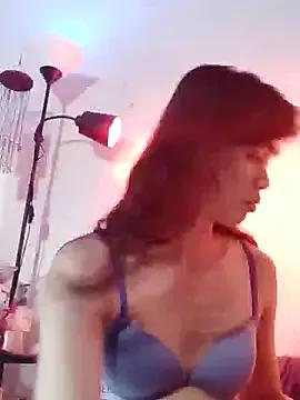 QueenSoreal from StripChat