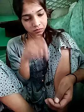 Queenxk from StripChat is Freechat
