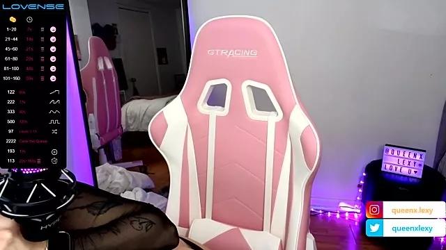 queenxlexy from StripChat