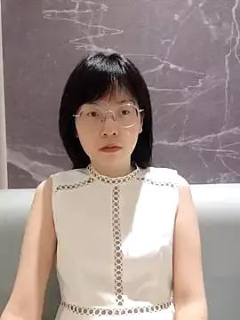 qxyqxy from StripChat