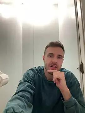 Raamoss from StripChat