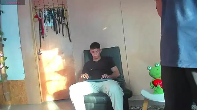 Try our streaming cams variety and talk on a personal level with our adorable girls streamers, showing off their bountiful shapes and dildos.