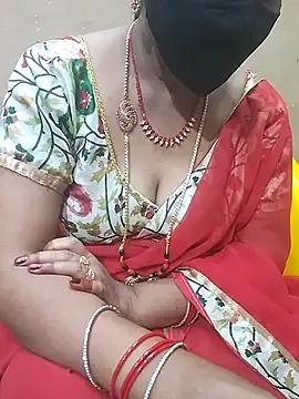Raashi369 from StripChat