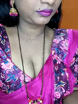 Rachu_love from StripChat