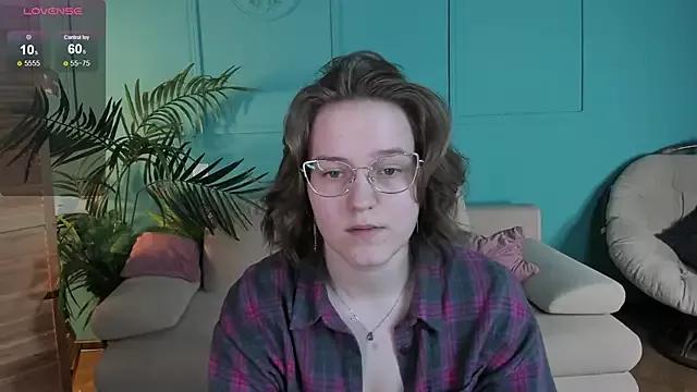 Rada_Woods from StripChat