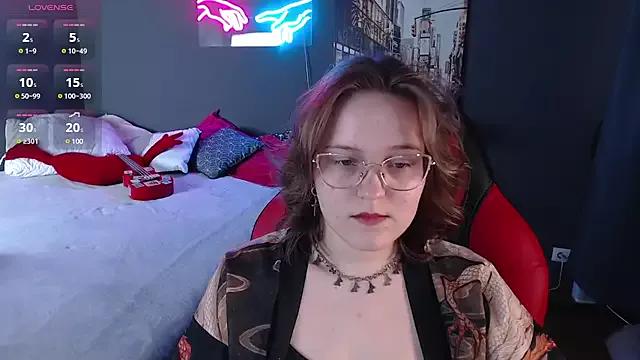 Rada_Woods from StripChat