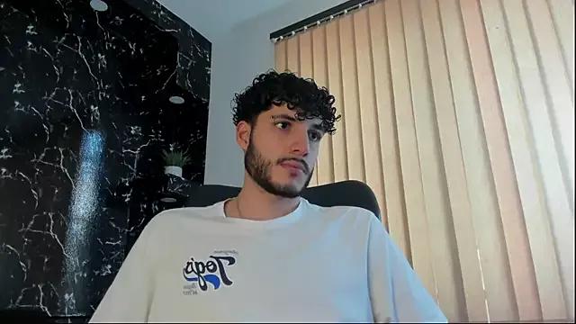 Rafael_Mendezz from StripChat