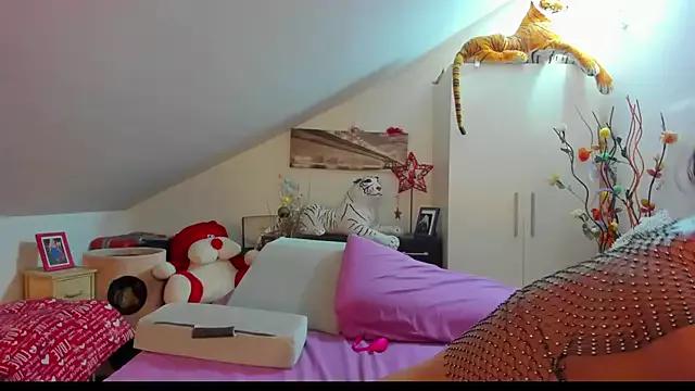 Raffaelababy from StripChat