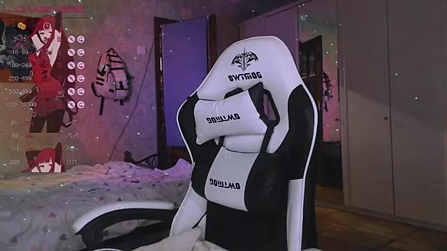 Try our streaming cams variety and talk on a personal level with our adorable girls streamers, showing off their bountiful shapes and dildos.