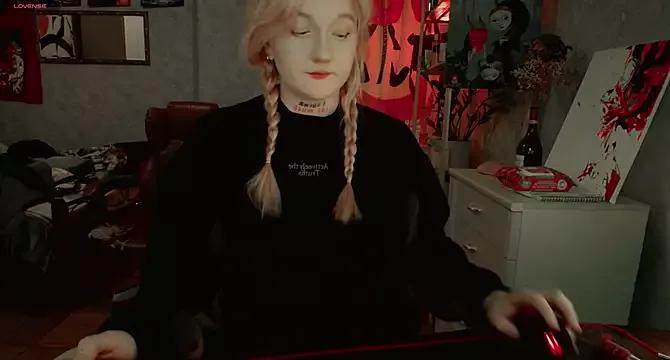 Try our streaming cams variety and talk on a personal level with our adorable girls streamers, showing off their bountiful shapes and dildos.