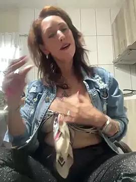 RAIRAsexy from StripChat
