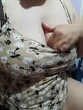 RajaaXXX from StripChat