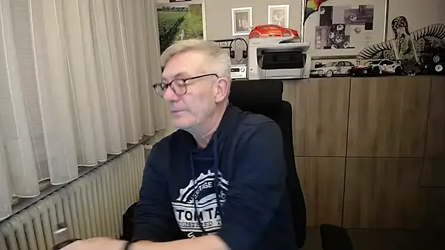 randyandy67 from StripChat is Freechat